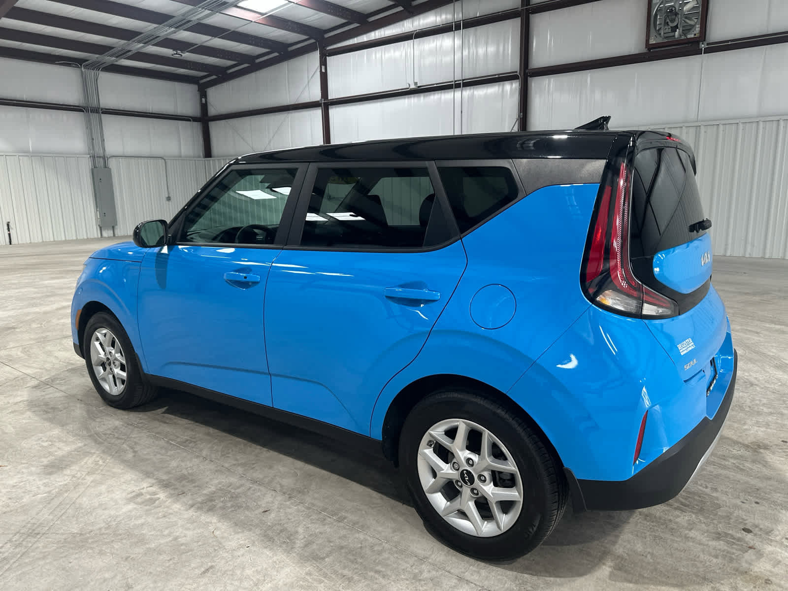 Used 2025 Kia Soul S FWD image 3
