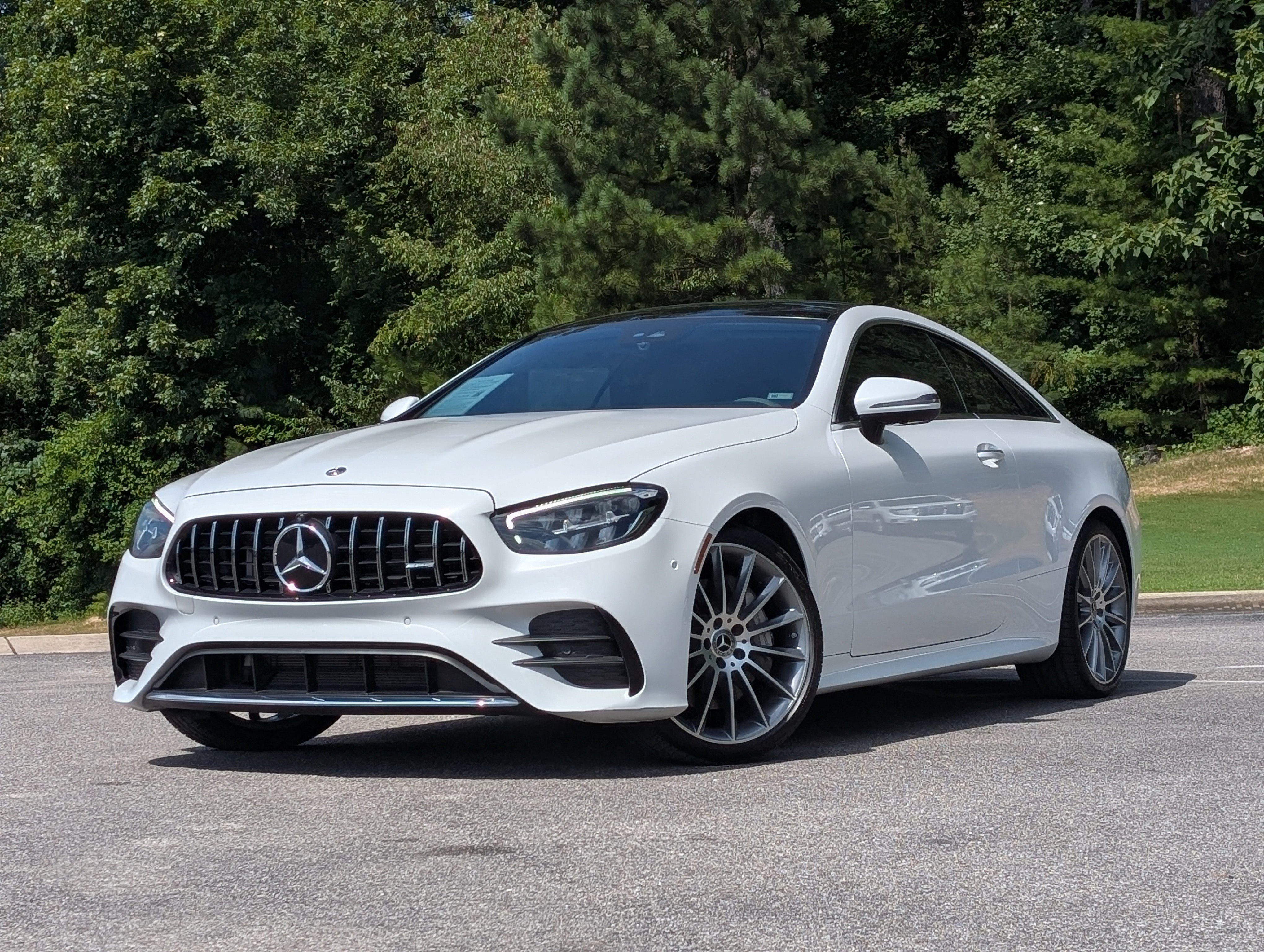 Used 2023 Mercedes-Benz E 450 Coupe image 4