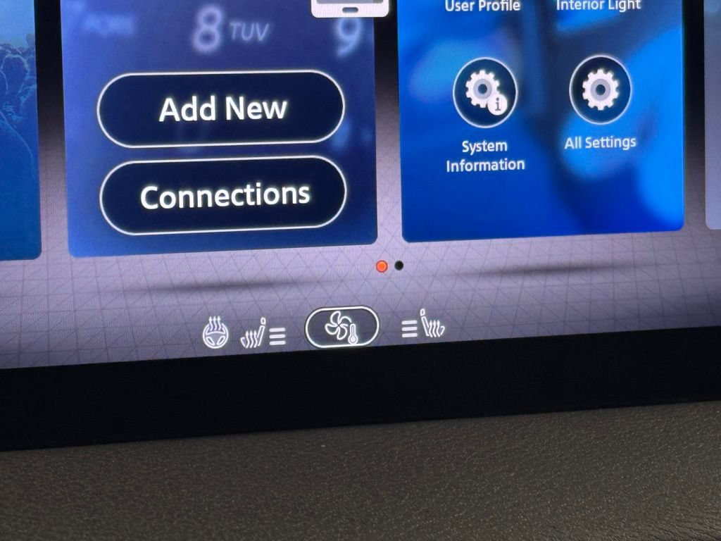 New 2026 Nissan Sentra SV w/ SV Convenience Package FWD image 38