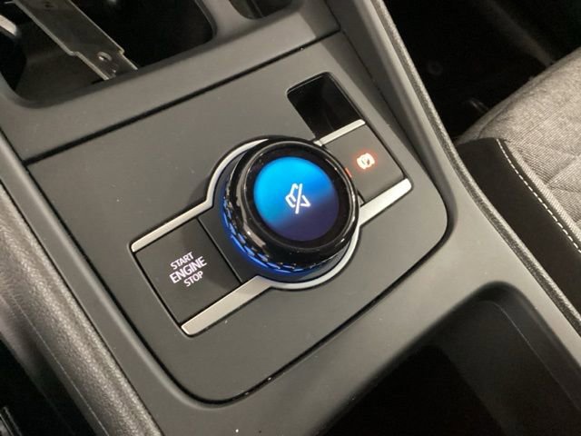 Used 2025 Volkswagen Tiguan S image 14