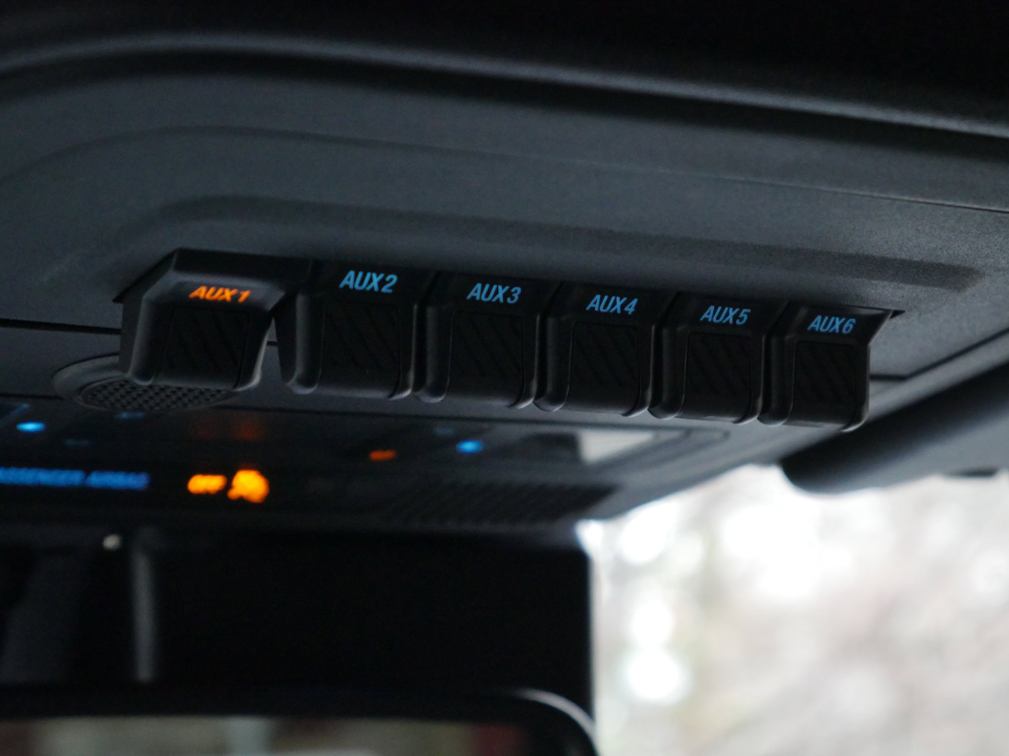 Certified 2024 Ford Bronco Raptor w/ Interior Carbon Fiber Pack 6 image 10