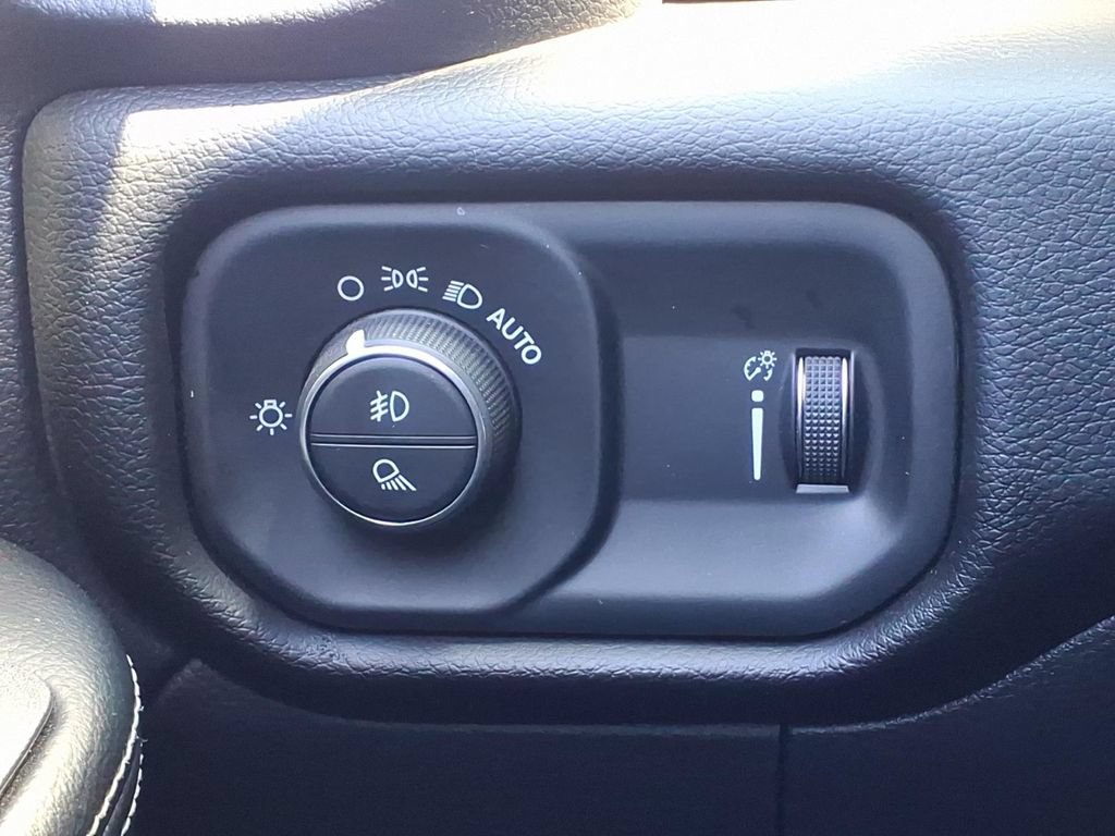 Used 2026 RAM 2500 Big Horn AWD/4WD image 33