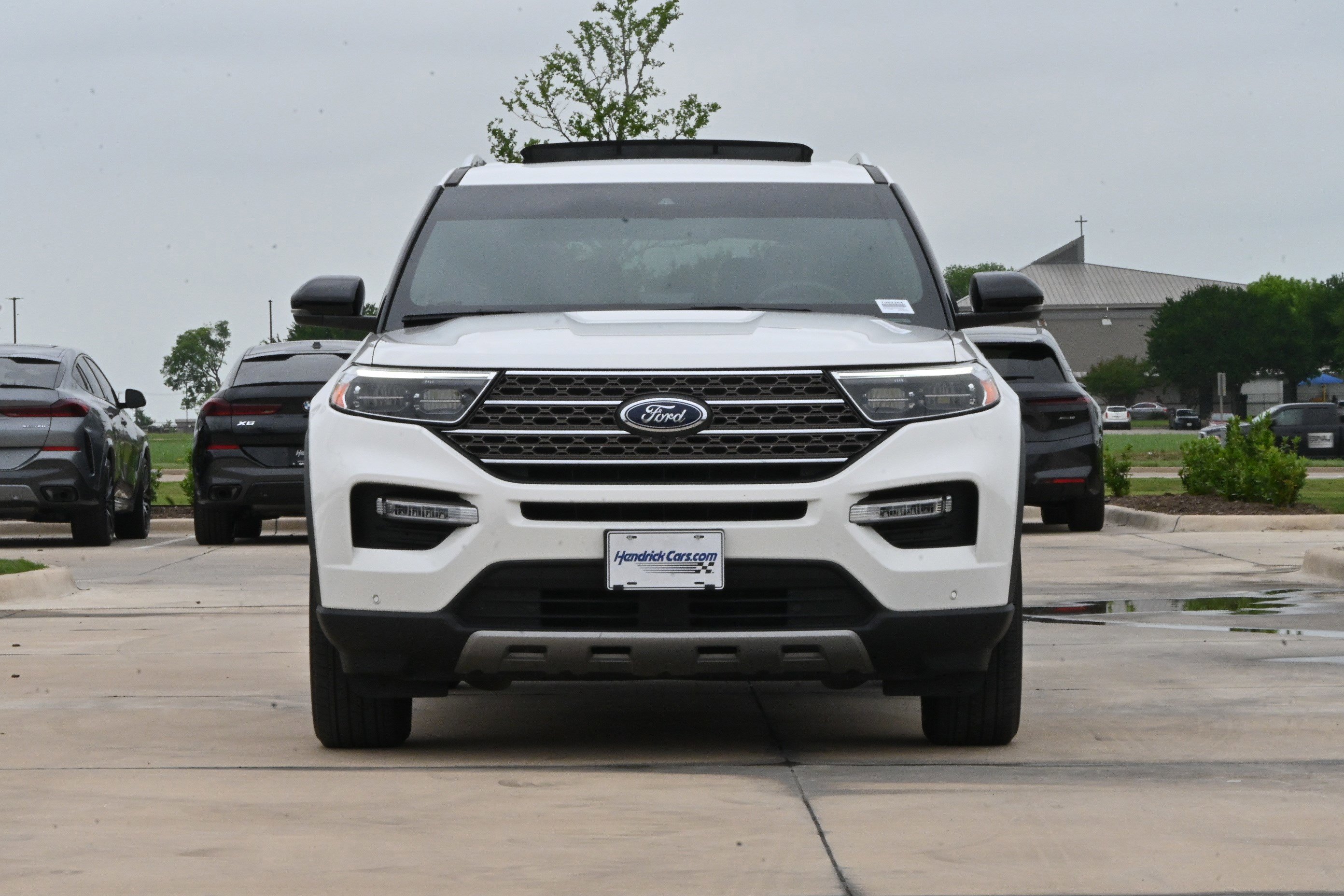 Used 2022 Ford Explorer King Ranch w/ Class IV Trailer Tow Package AWD/4WD image 3