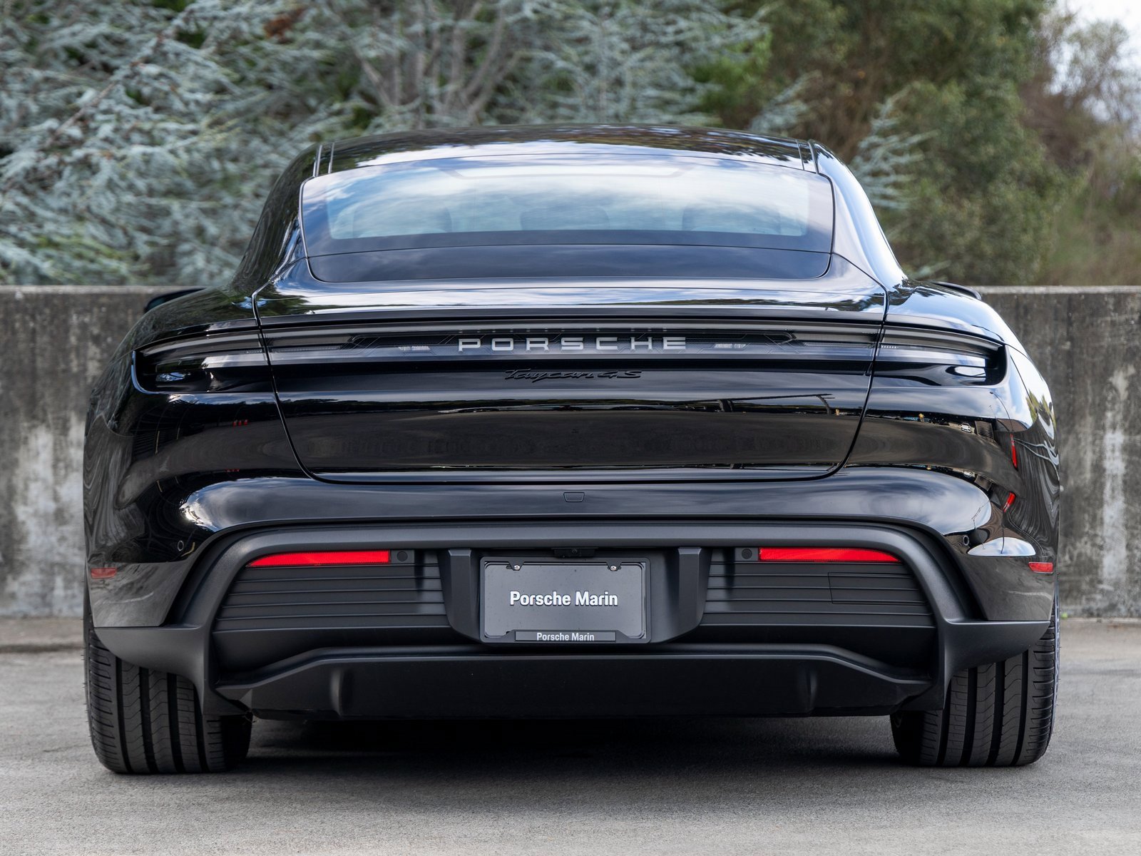 New 2025 Porsche Taycan 4S image 10