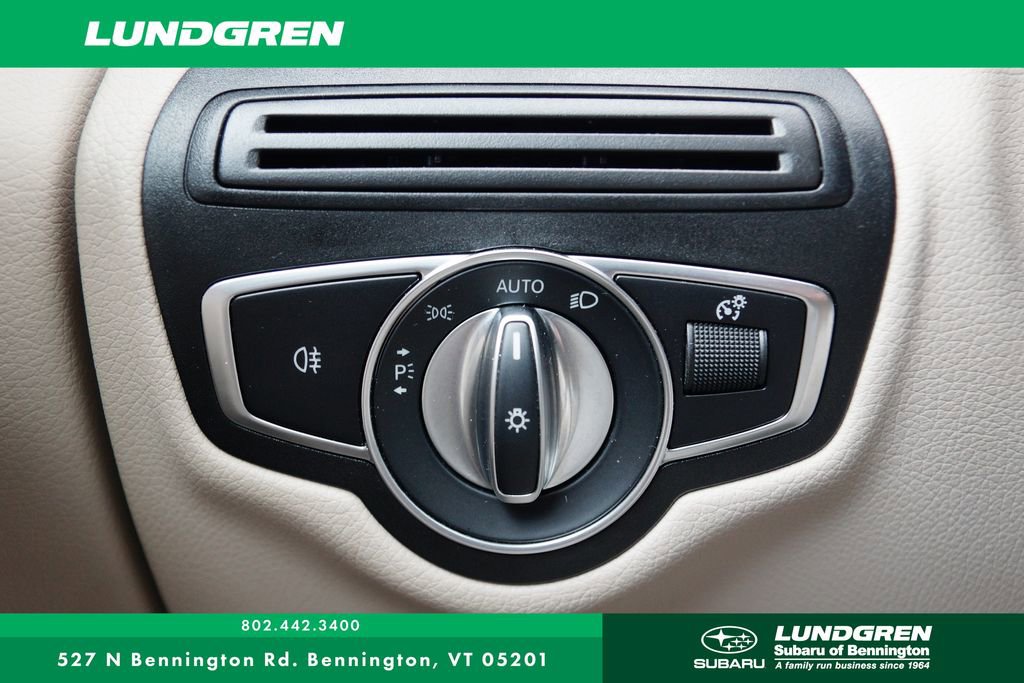 Used 2022 Mercedes-Benz GLC 300 4MATIC image 12