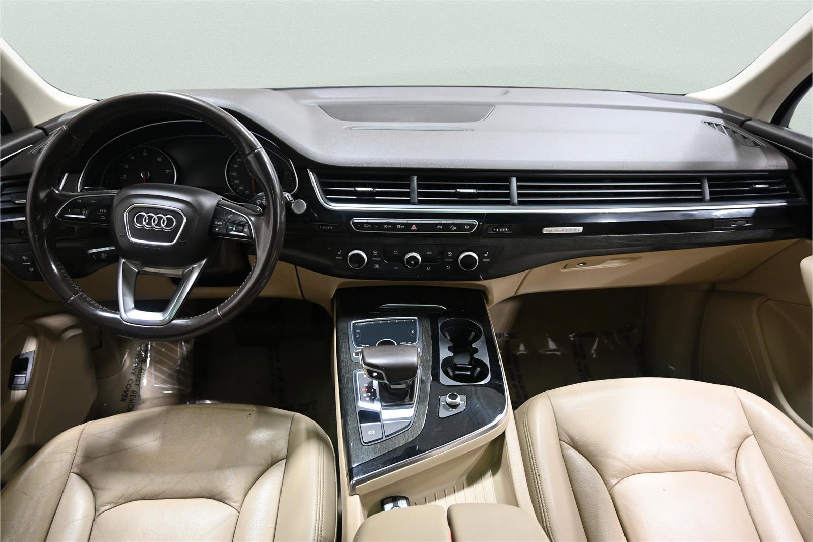 Used 2018 Audi Q7 3.0T Premium AWD/4WD image 39
