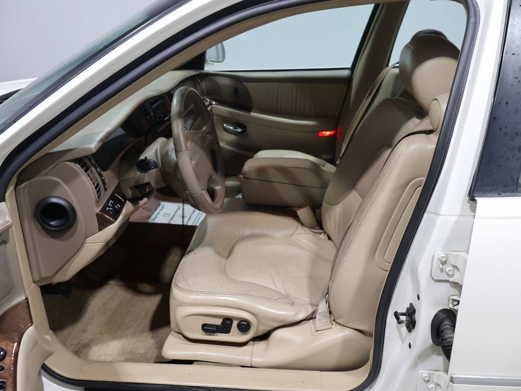 Used 2004 Buick Park Avenue w/ Prestige Feature Package FWD image 3