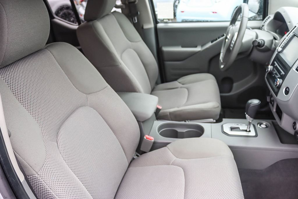 Used 2021 Nissan Frontier SV image 37