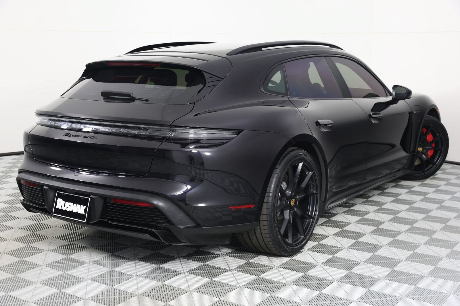 Certified 2024 Porsche Taycan GTS AWD/4WD image 7