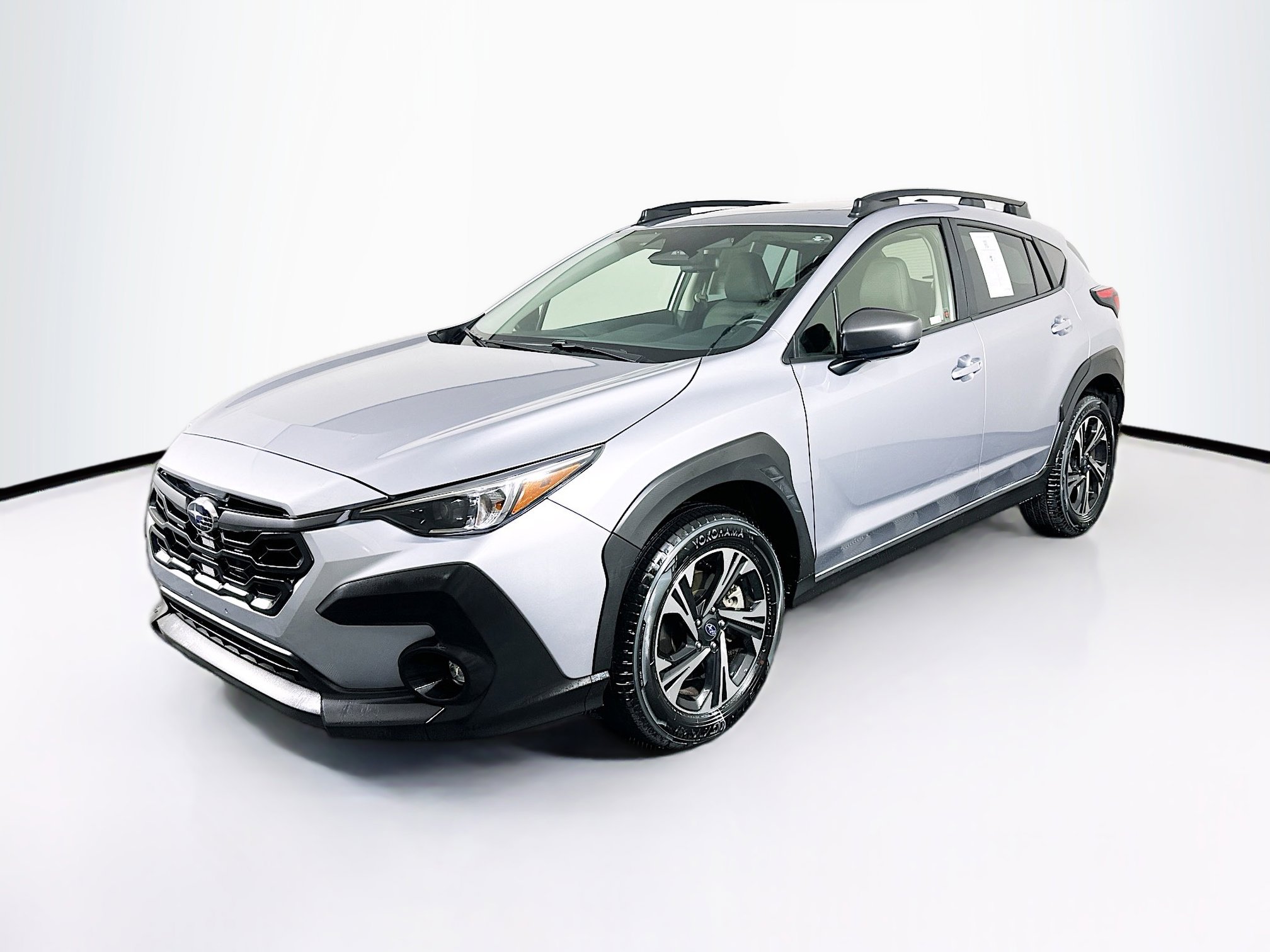 Used 2024 Subaru Crosstrek 2.0i Premium image 3