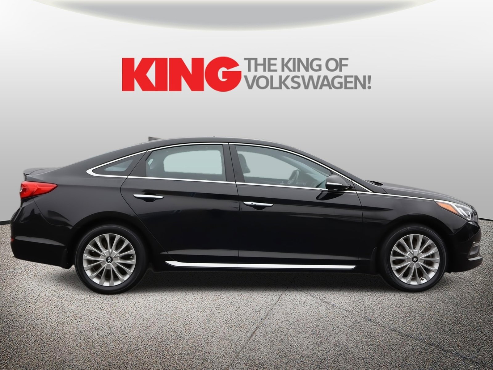 Used 2015 Hyundai Sonata Limited w/ Option Group 06 image 2