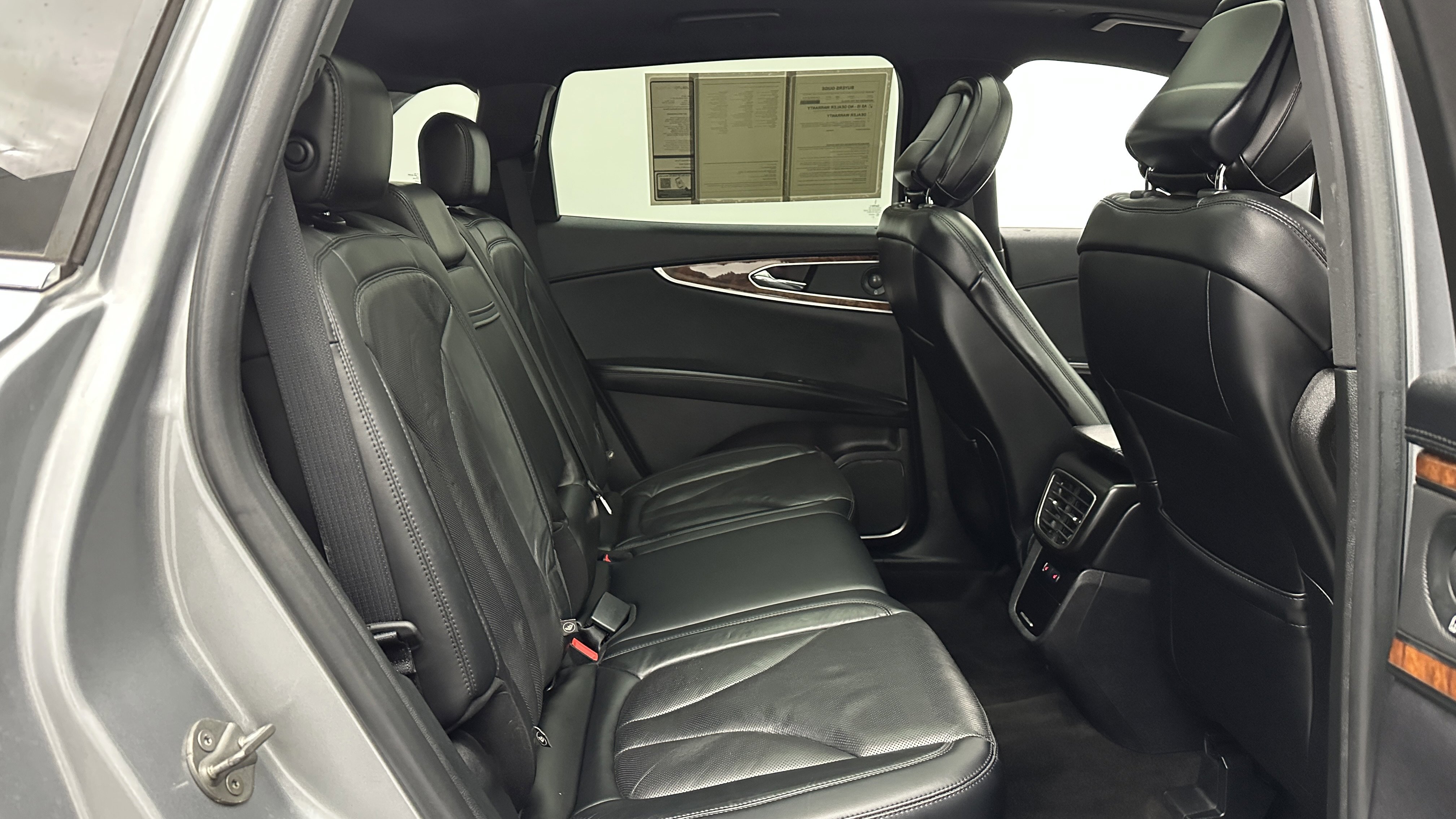 Used 2020 Lincoln Nautilus Reserve w/ Equipment Group 201A image 37