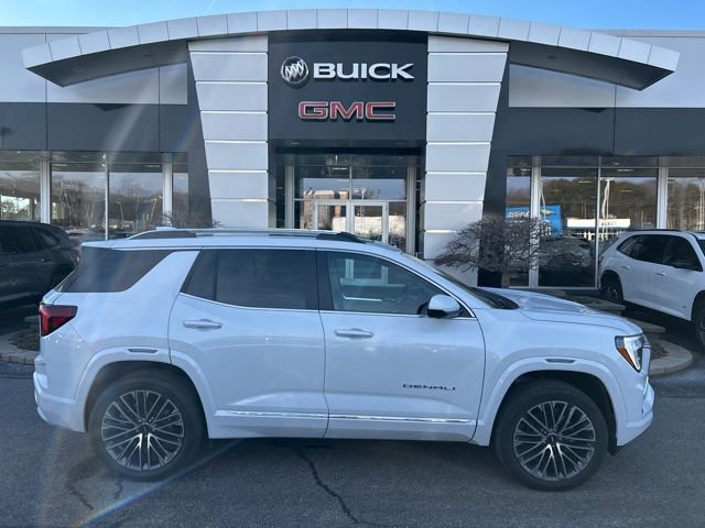 New 2026 GMC Terrain Denali w/ LPO, Floor Liner Package image 31