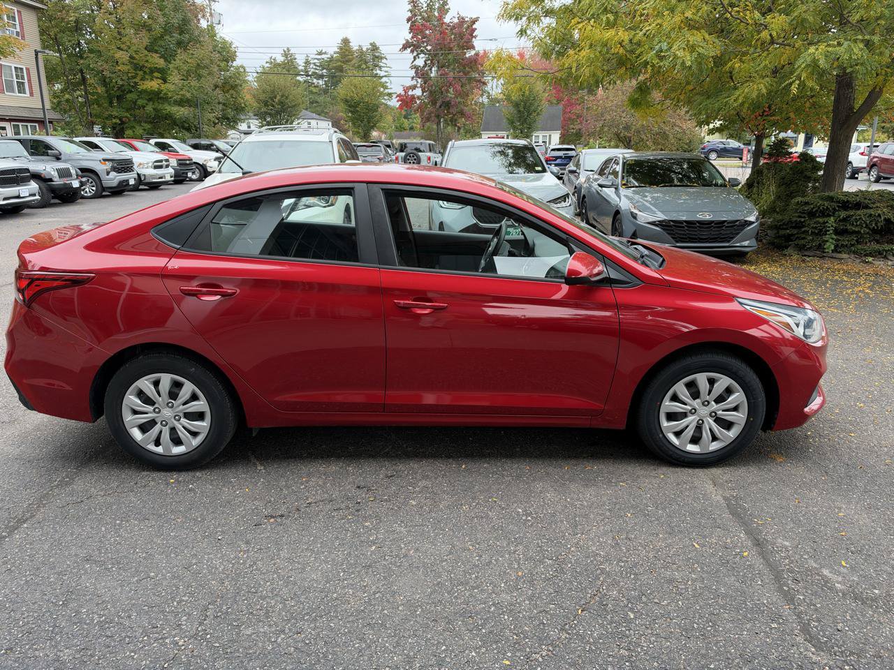 Used 2020 Hyundai Accent SE FWD image 6