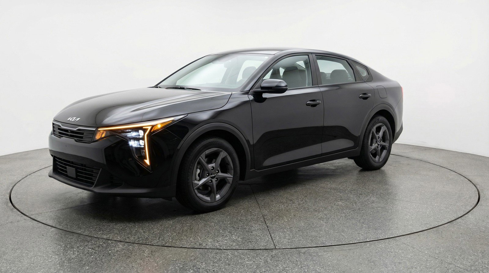 Used 2025 Kia K4 FWD image 3