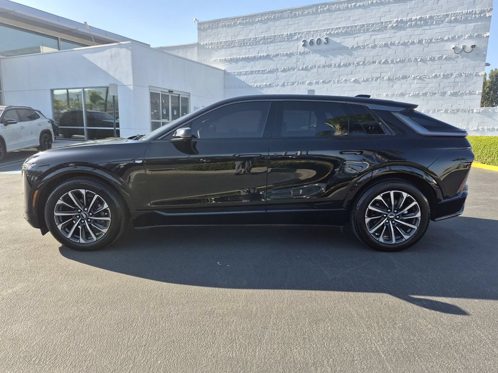 Used 2024 Cadillac Lyriq Sport RWD image 4