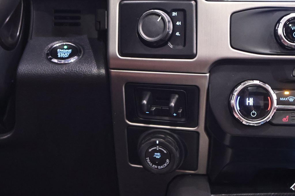 Used 2022 Ford F450 Platinum w/ FX4 Off-Road Package image 30