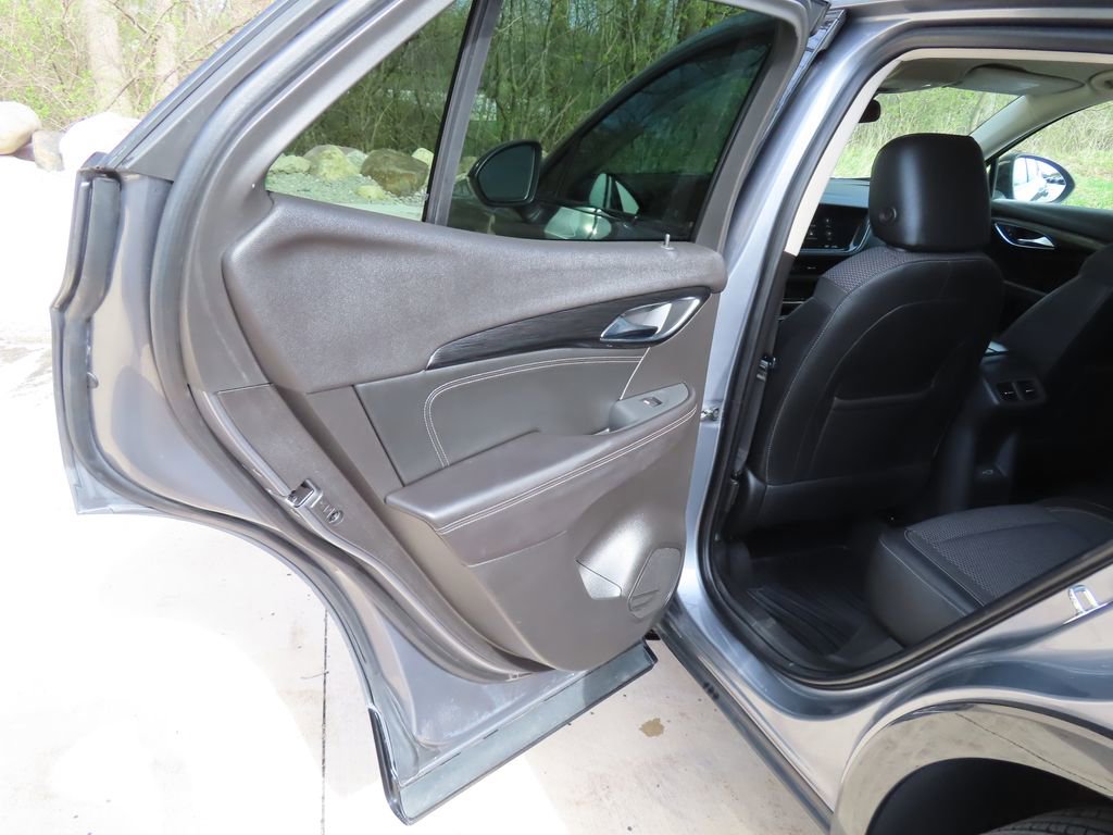 Certified 2022 Buick Envision Preferred AWD/4WD image 27