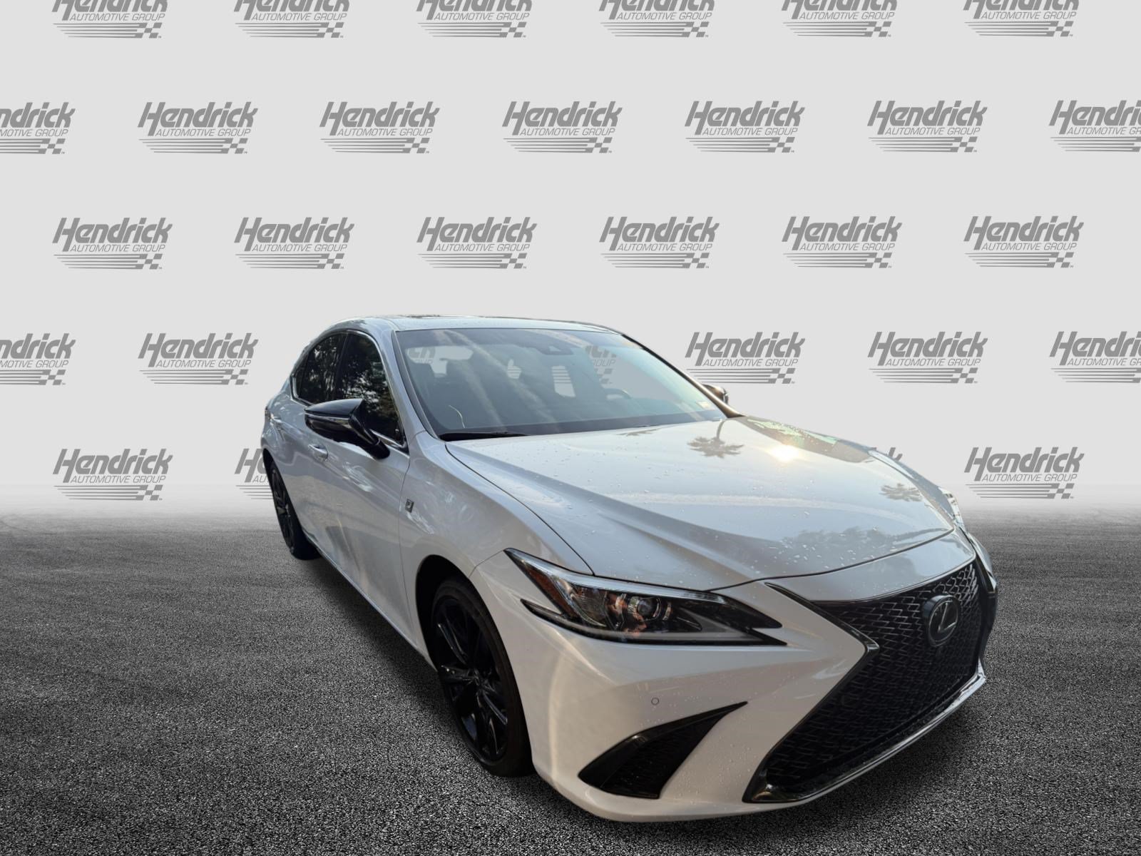 Certified 2025 Lexus ES 350 F Sport FWD image 2