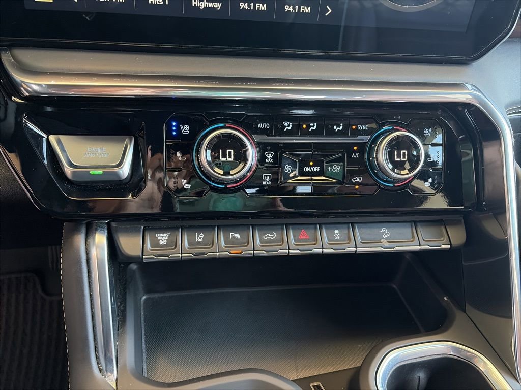 Used 2024 GMC Sierra 2500 Denali Ultimate image 16