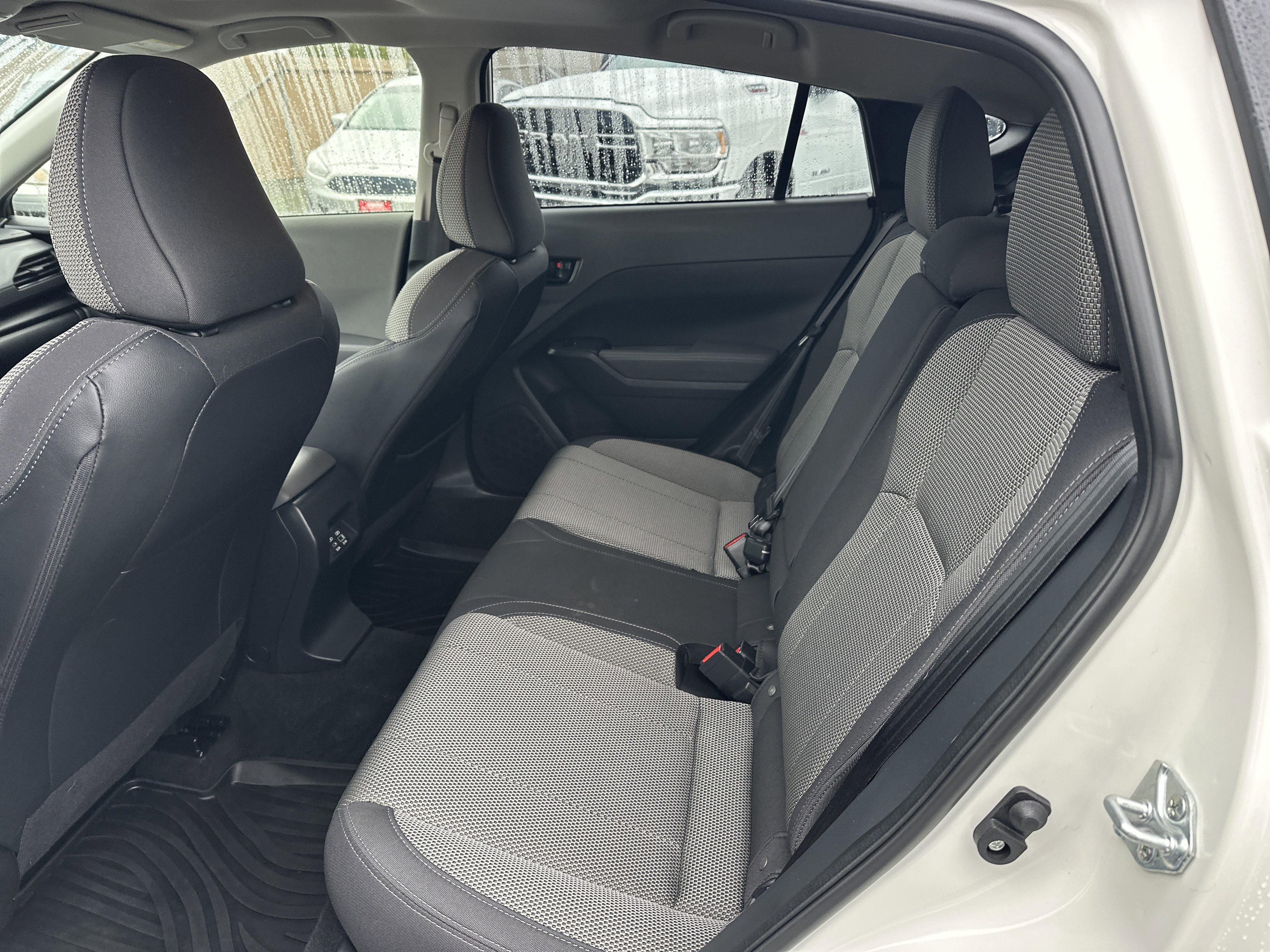 Used 2024 Subaru Crosstrek 2.0i Premium image 11