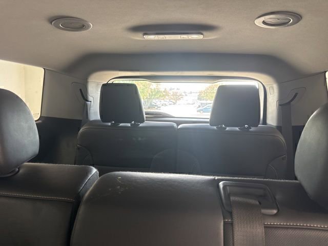 Used 2023 GMC Acadia SLT image 21