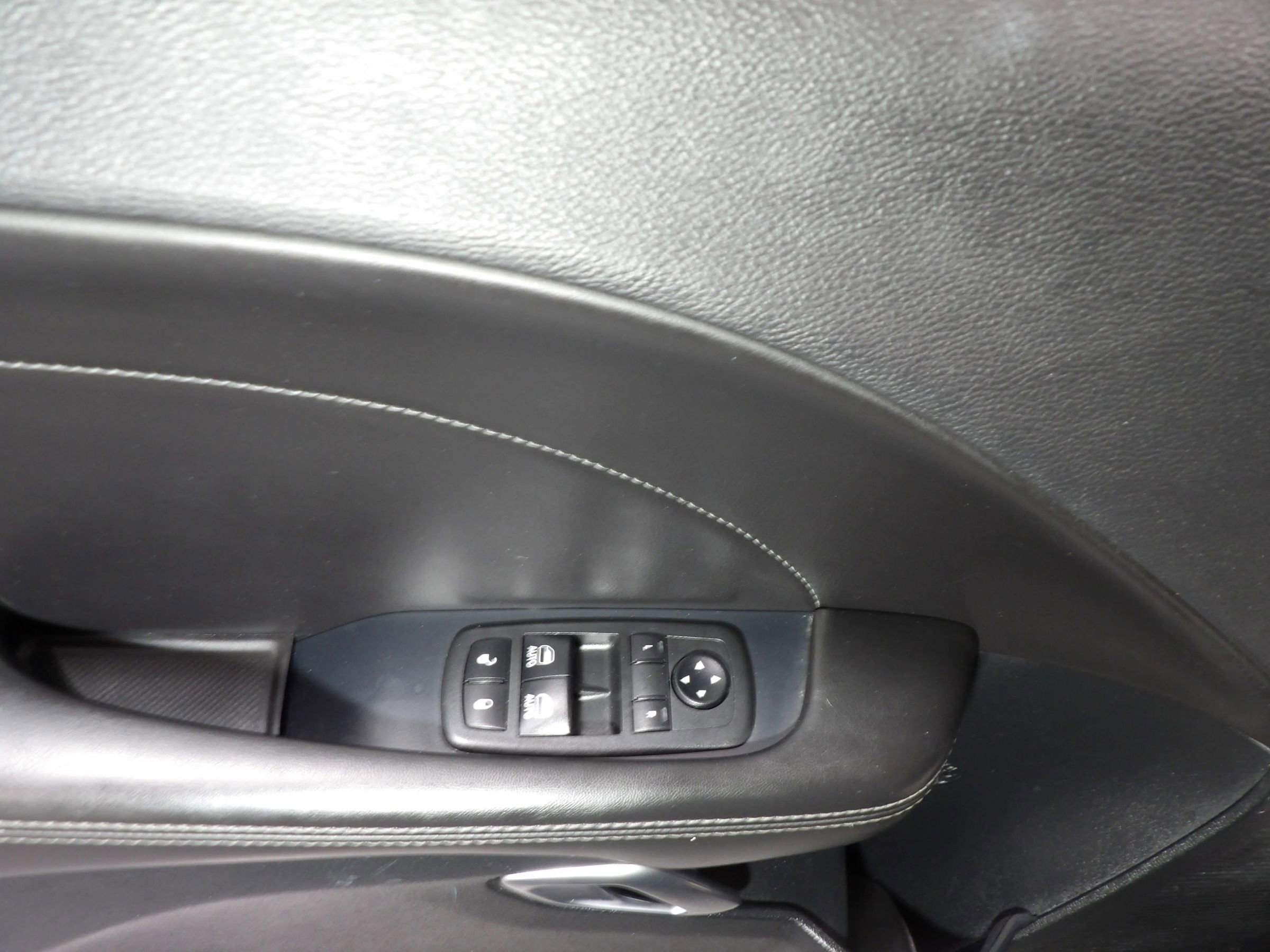 Used 2018 Dodge Challenger GT w/ Blacktop Package image 10