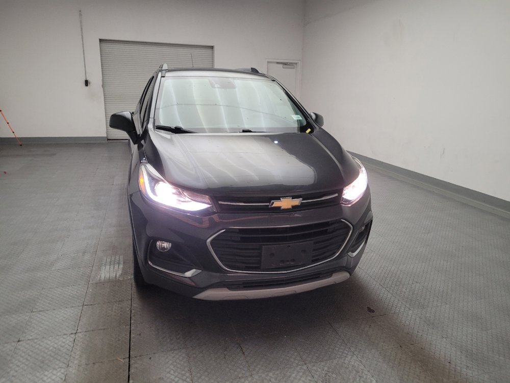 Used 2019 Chevrolet Trax Premier w/ LPO, Cargo Package FWD image 14