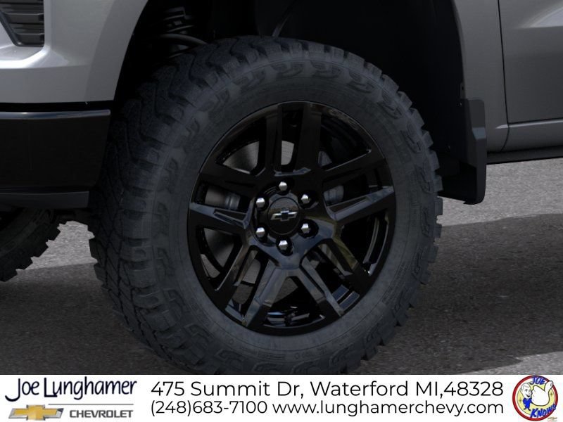 New 2026 Chevrolet Silverado 1500 Custom Trail Boss w/ LPO, Dark Essentials Package AWD/4WD image 10