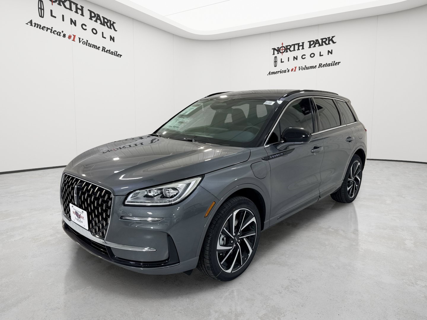 New 2026 Lincoln Corsair Reserve AWD/4WD image 1