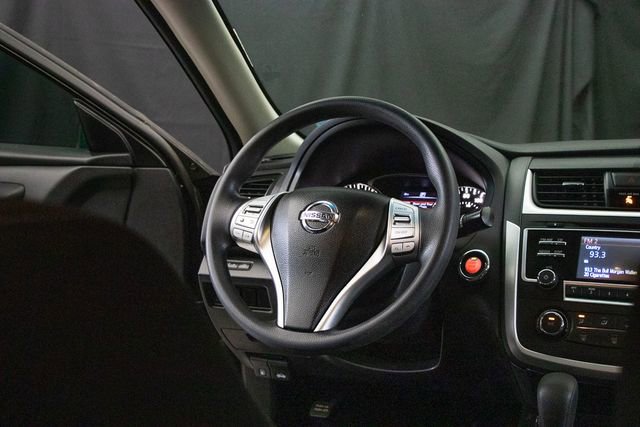 Used 2017 Nissan Altima 2.5 S w/ Power Driver Seat Package image 16