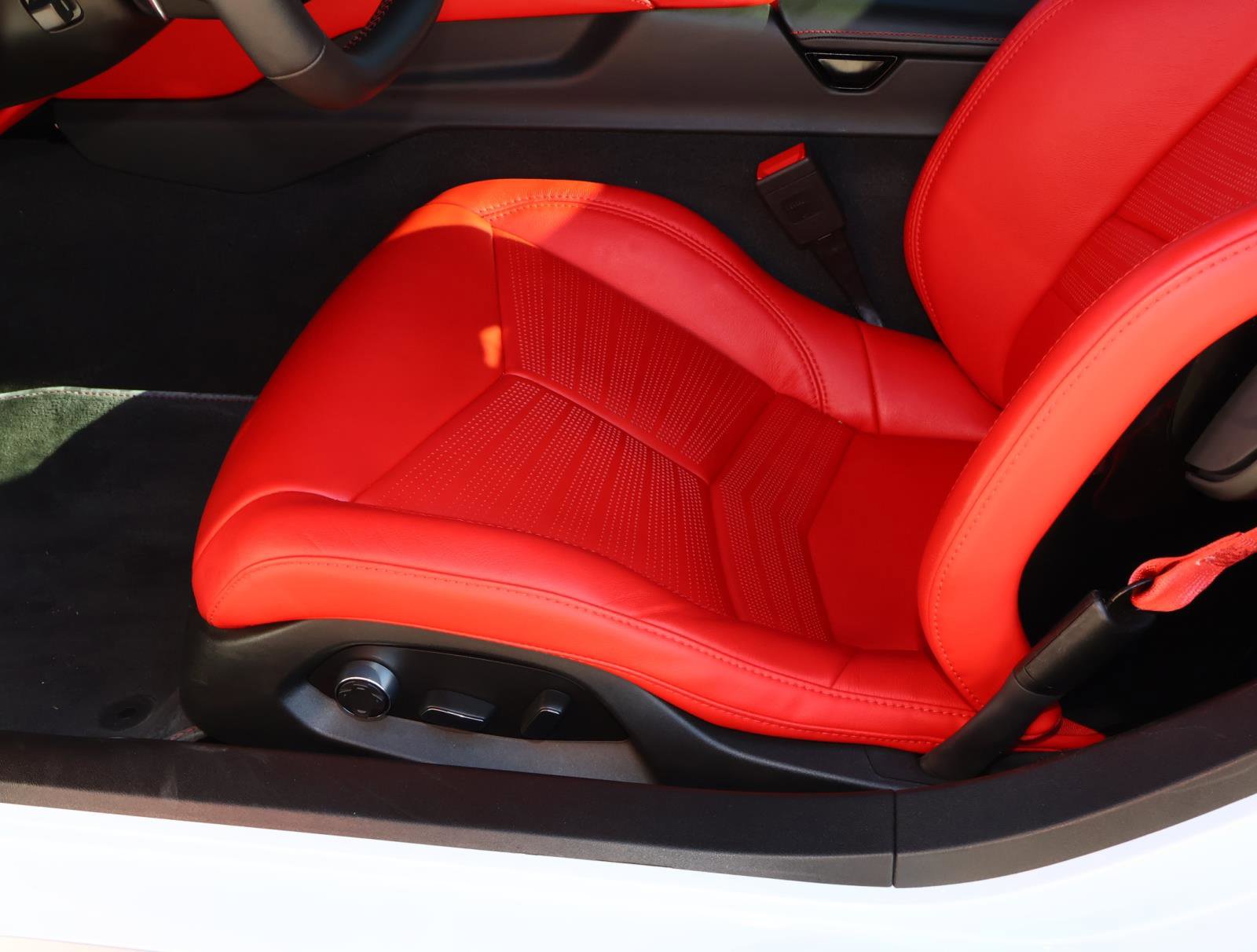 Used 2023 Chevrolet Corvette Stingray Premium Conv w/ 3LT RWD image 15