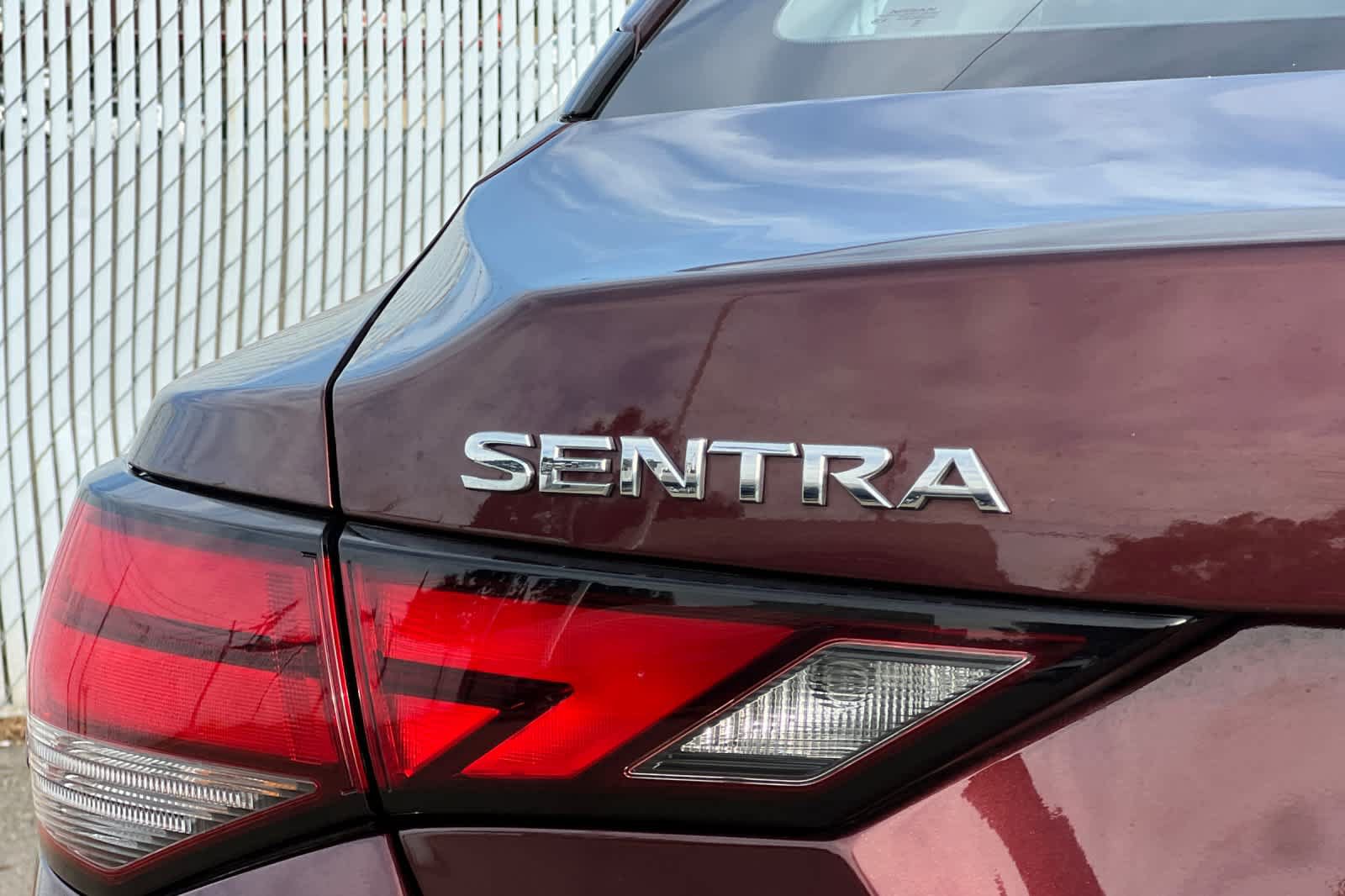 Used 2025 Nissan Sentra SV FWD image 24