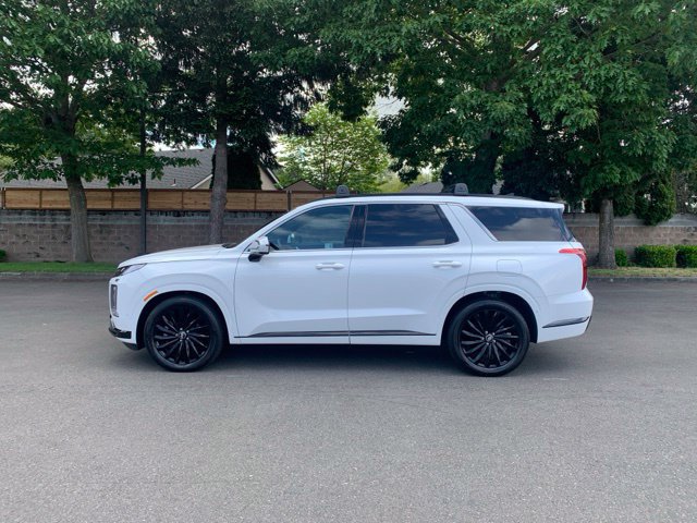 Certified 2025 Hyundai Palisade Calligraphy AWD/4WD image 2