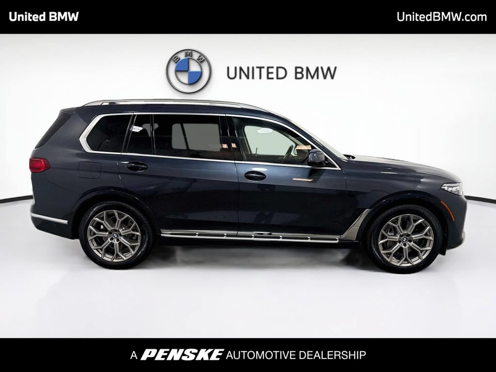 Used 2022 BMW X7 xDrive40i AWD/4WD image 4