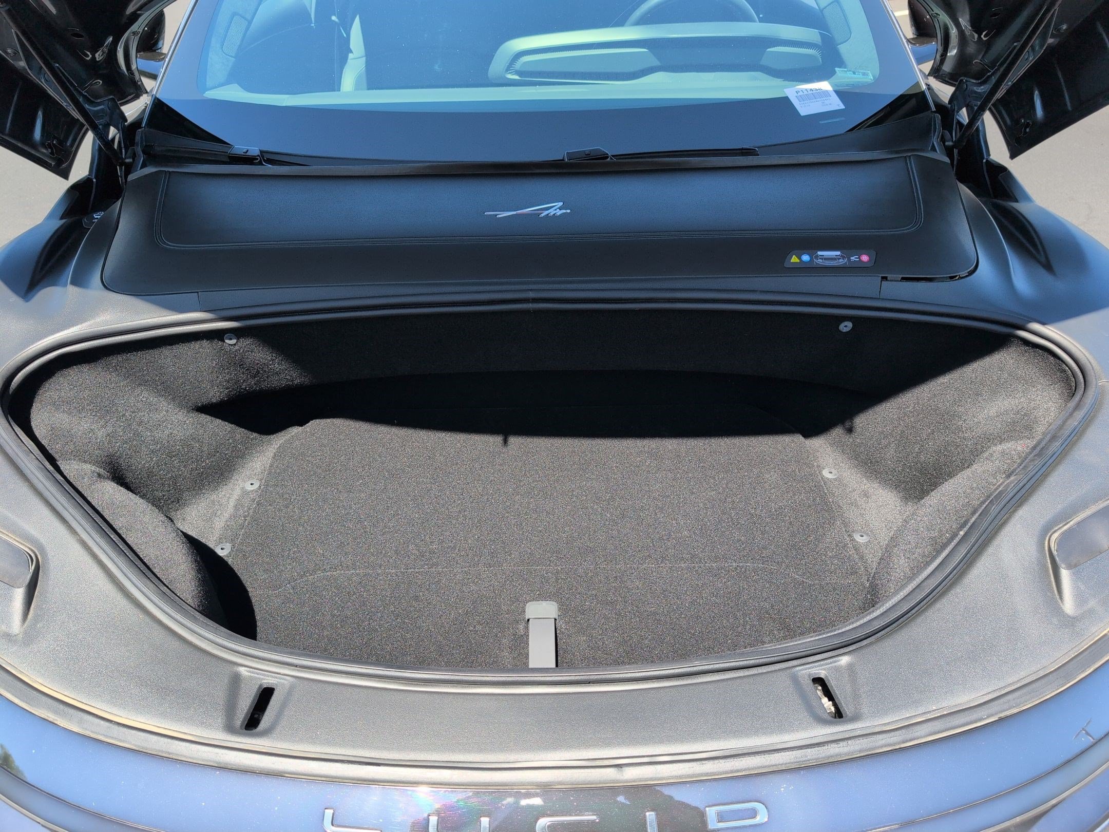 Used 2024 Lucid Air Touring AWD/4WD image 33