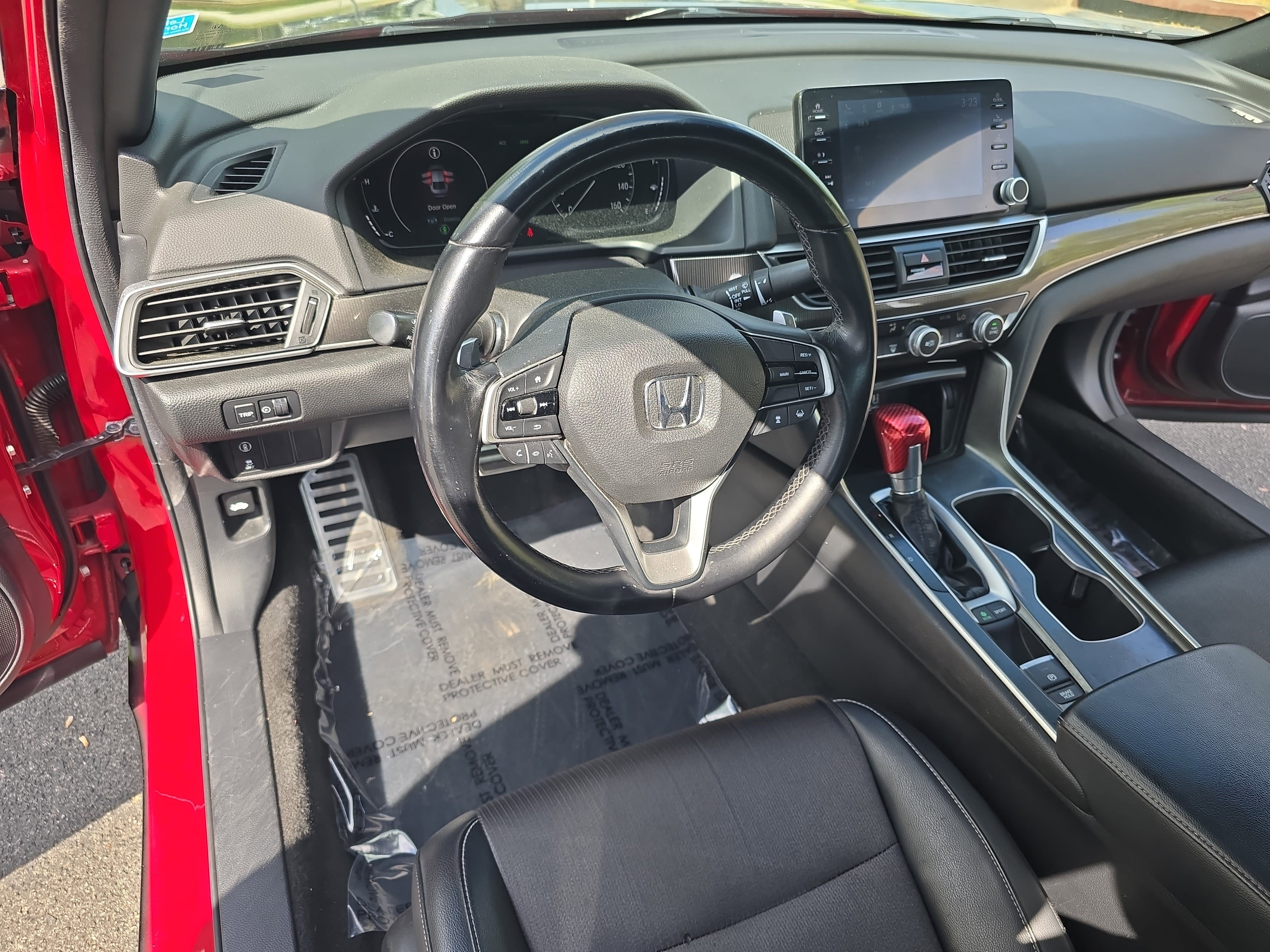 Used 2018 Honda Accord Sport image 16