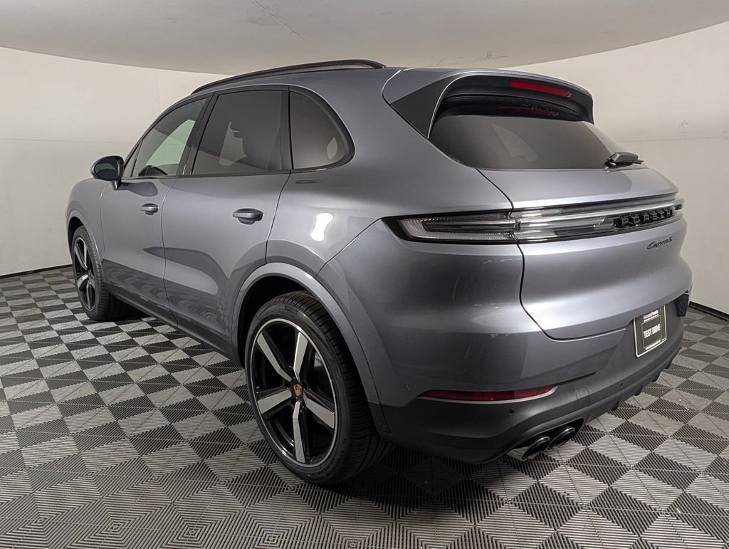 New 2026 Porsche Cayenne S AWD/4WD image 3