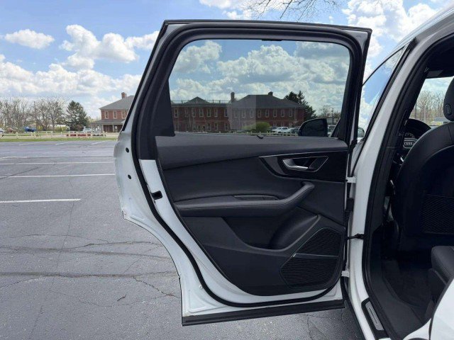Certified 2023 Audi Q7 3.0T Premium Plus w/ Premium Plus Package AWD/4WD image 21