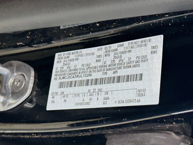 Used 2024 Lincoln Corsair Reserve image 32