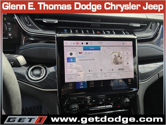 Used 2022 Jeep Grand Cherokee Trailhawk w/ Luxury Tech Group III image 14