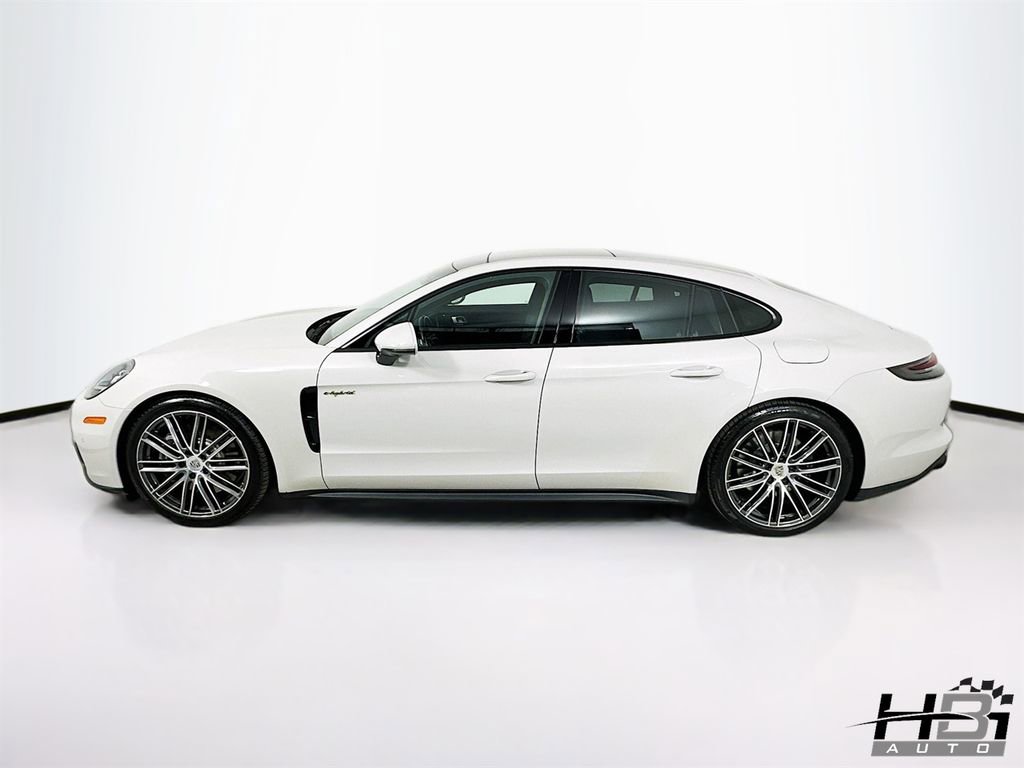 Used 2018 Porsche Panamera 4 image 9