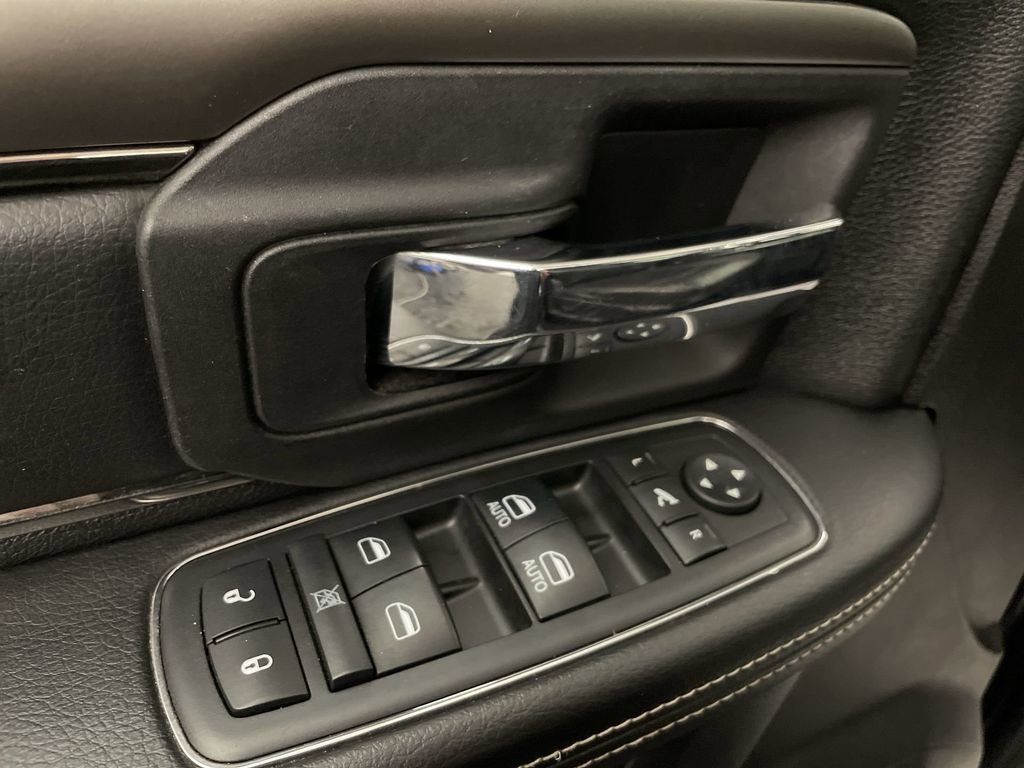 Used 2016 RAM 1500 Sport w/ Black Ram 1500 Sport Group image 17