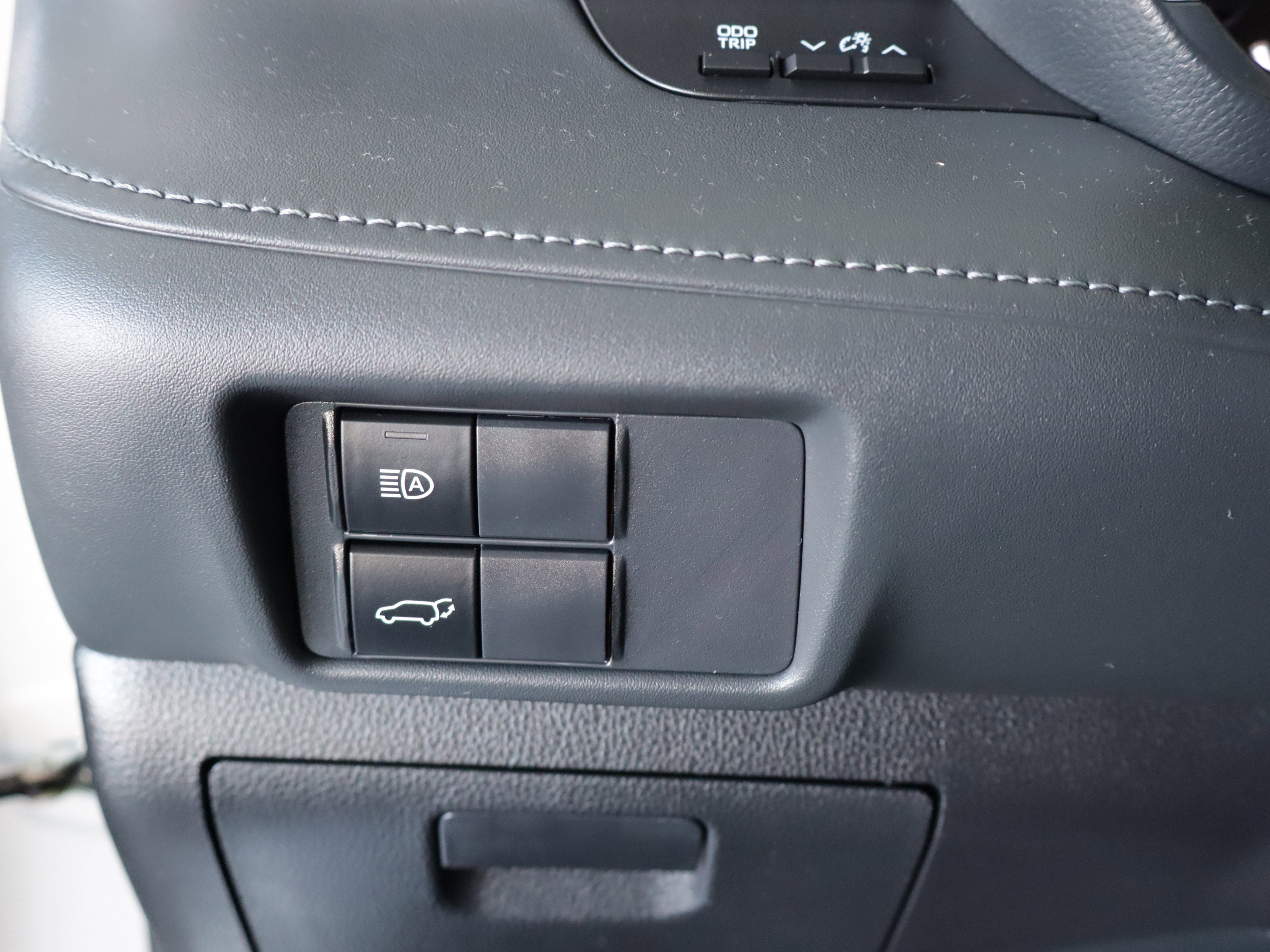 Used 2022 Toyota Highlander XLE image 19