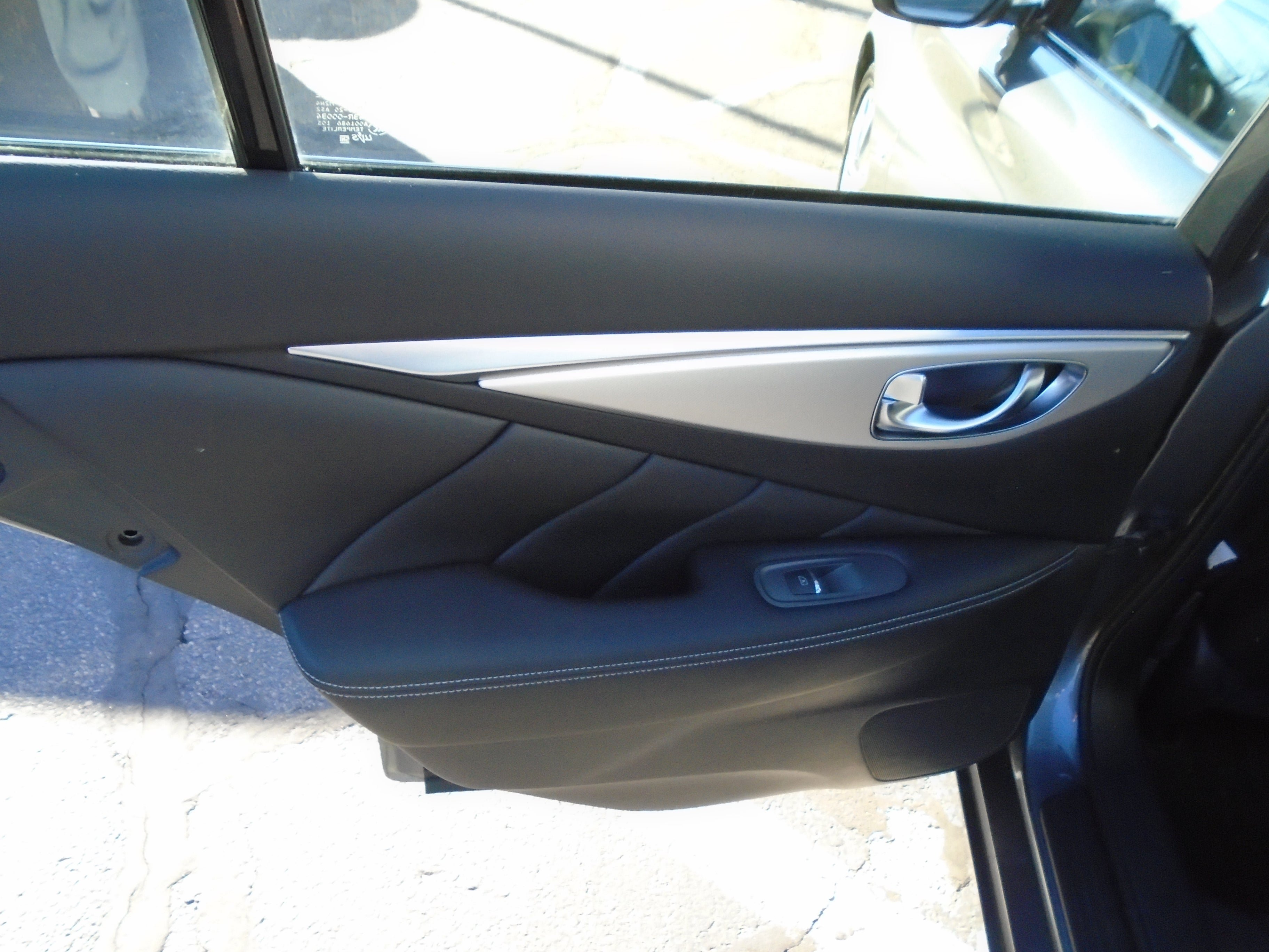 Used 2020 INFINITI Q50 Luxe w/ Essential Package (3.0T Luxe) image 39