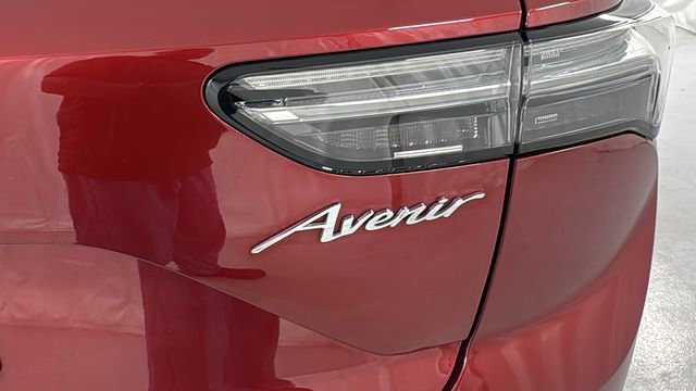 Used 2023 Buick Envision Avenir image 40