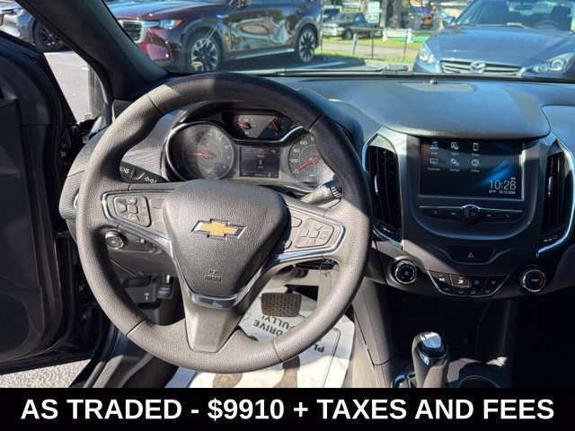 Used 2018 Chevrolet Cruze LT w/ Redline Edition FWD image 17