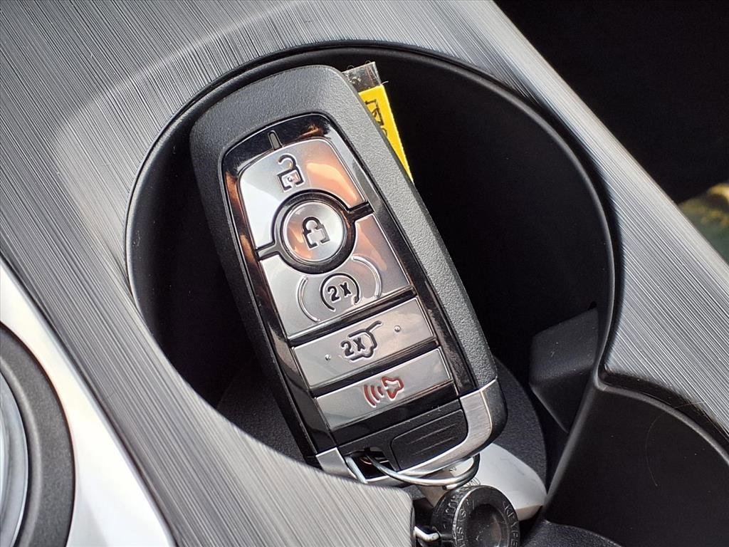 New 2026 Ford Escape ST-Line w/ Tech Pack #1 image 11