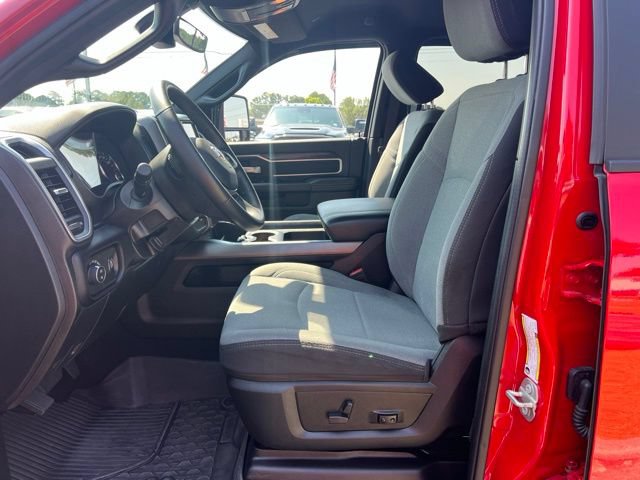 Used 2024 RAM 2500 Big Horn AWD/4WD image 7