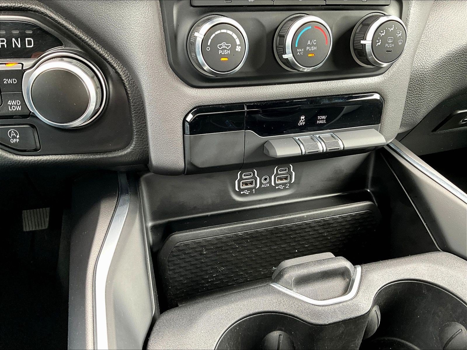 Used 2024 RAM 1500 Big Horn AWD/4WD image 16